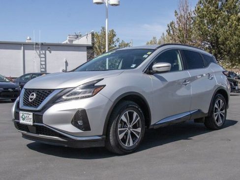 Used 2023 Nissan Murano SV image 3