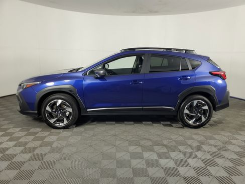 Used 2025 Subaru Crosstrek 2.5i Limited w/ Crosstrek Mirror Package image 7