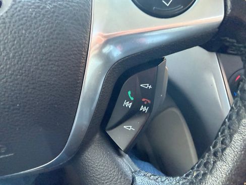 Used 2016 Ford C-MAX SE w/ Interior Protection Package image 16