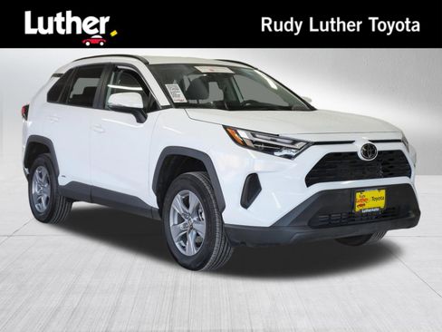 Certified 2025 Toyota RAV4 XLE image 1