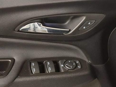 Certified 2023 Chevrolet Equinox RS AWD/4WD image 13