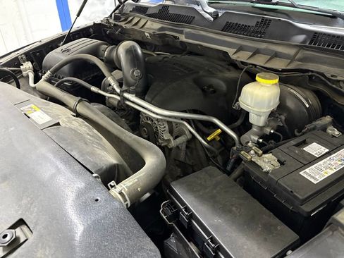 Used 2017 RAM 1500 Laramie w/ Convenience Group AWD/4WD image 25