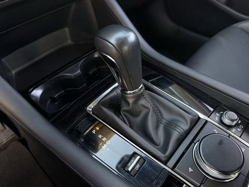 Used 2025 MAZDA MAZDA3 s image 21