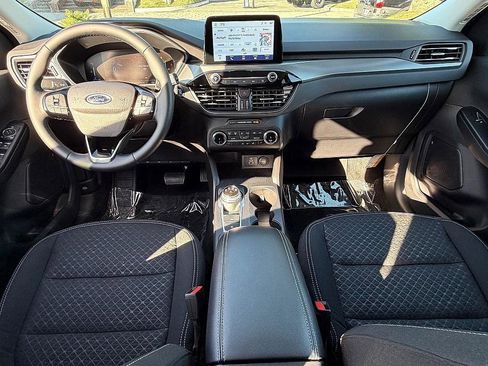 Used 2024 Ford Escape Active w/ Cold Weather Package image 31