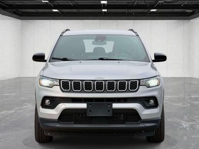 Used 2024 Jeep Compass Latitude