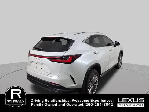 Used 2025 Lexus NX 350h AWD w/ Accessory Package (A2) image 7