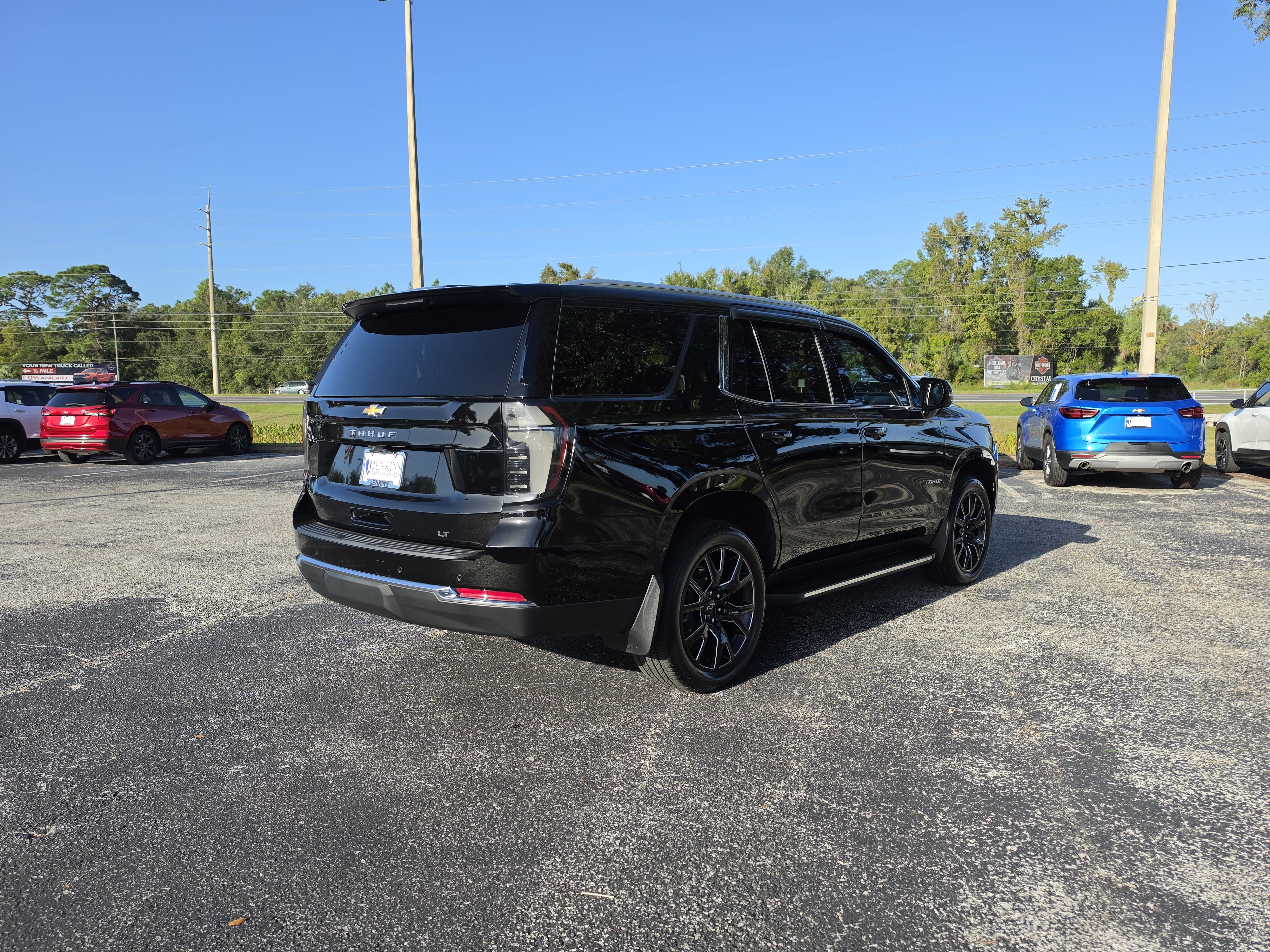 Used 2026 Chevrolet Tahoe LT w/ Comfort Package AWD/4WD image 5