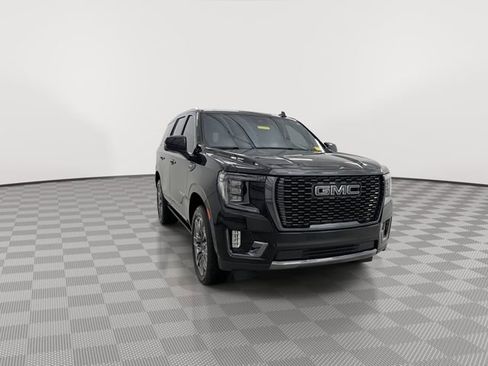 Used 2024 GMC Yukon Denali Ultimate image 3