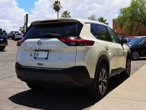 Used 2023 Nissan Rogue SV FWD image 13