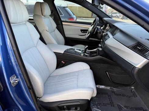 Used 2014 BMW M5 image 16