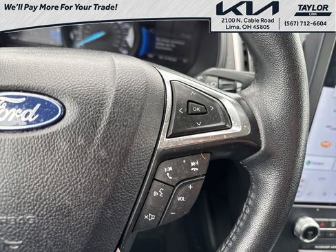 Used 2022 Ford Edge SEL image 21