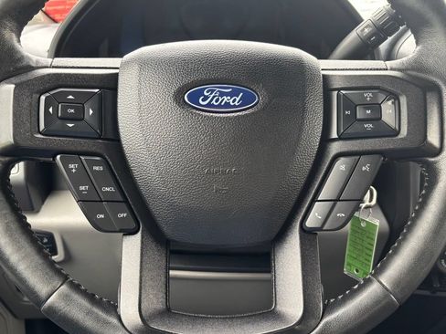 Used 2018 Ford F150 XLT w/ Equipment Group 302A Luxury AWD/4WD image 26