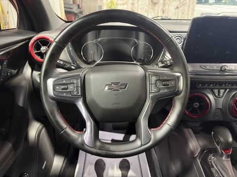 Used 2024 Chevrolet Blazer RS w/ Enhanced Convenience Package AWD/4WD image 13