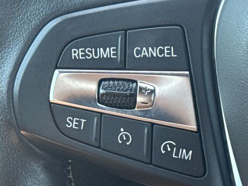 Used 2022 BMW 330i Sedan w/ Driving Assistance Package RWD image 27
