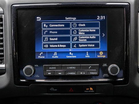 Certified 2024 Nissan Frontier SV w/ Tow Package image 7