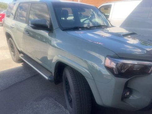 Used 2023 Toyota 4Runner TRD Off-Road Premium w/ Off Road Premium Plus Package image 5