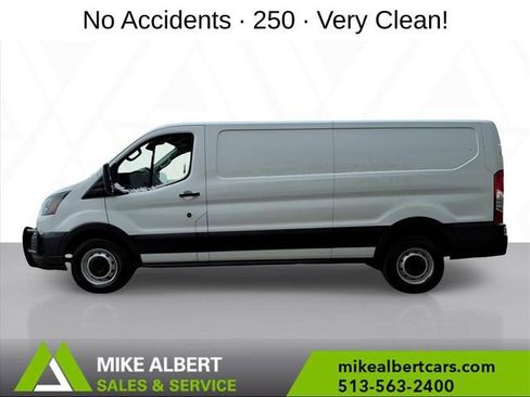 Used 2021 Ford Transit 250 Low Roof image 4