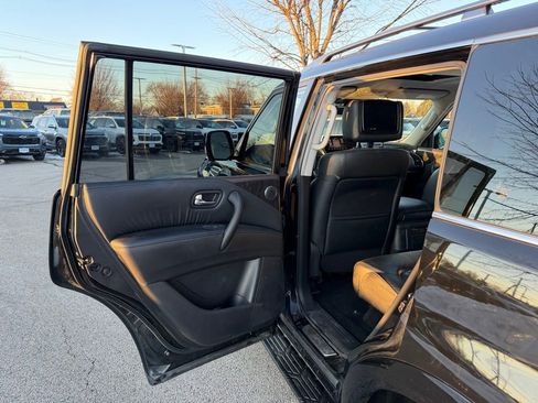 Used 2023 Nissan Armada Platinum w/ Captain's Chairs Package image 14