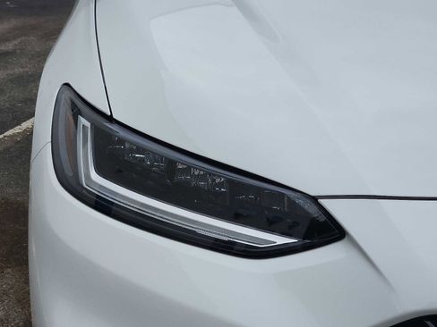 Certified 2023 Honda HR-V EX-L image 9