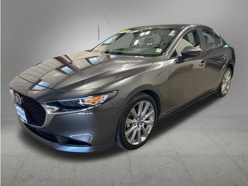 Used 2023 MAZDA MAZDA3 s FWD image 1