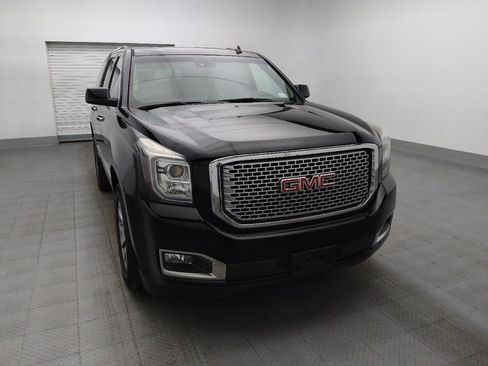 Used 2015 GMC Yukon Denali w/ Touring Package AWD/4WD image 14