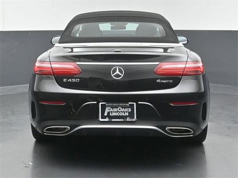 Used 2020 Mercedes-Benz E 450 4MATIC Cabriolet image 2