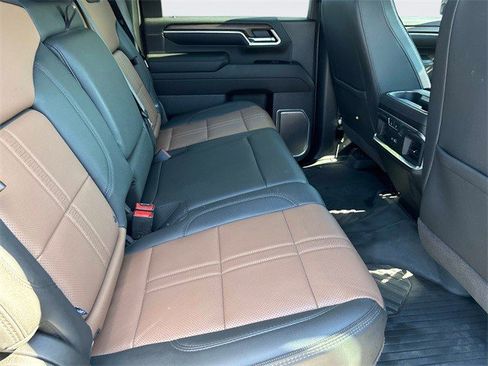 Certified 2025 Chevrolet Silverado 2500 High Country w/ Technology Package image 21