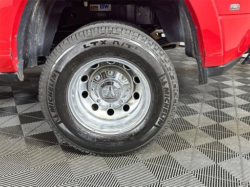 Used 2022 RAM 3500 Laramie image 34