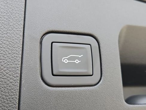 Used 2024 Cadillac XT4 Sport w/ Cold Weather Package image 25