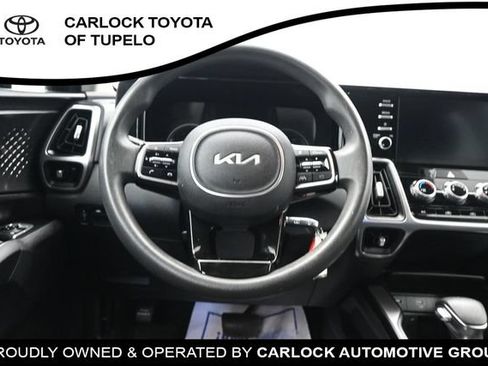 Used 2022 Kia Sorento LX FWD image 26