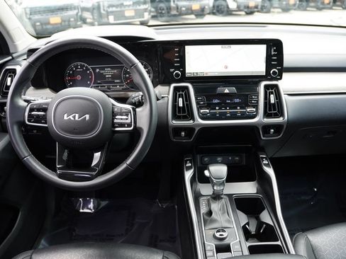 Certified 2023 Kia Sorento X-Line EX AWD/4WD image 20
