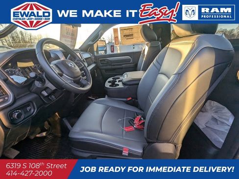 New 2024 RAM 3500 Tradesman image 9