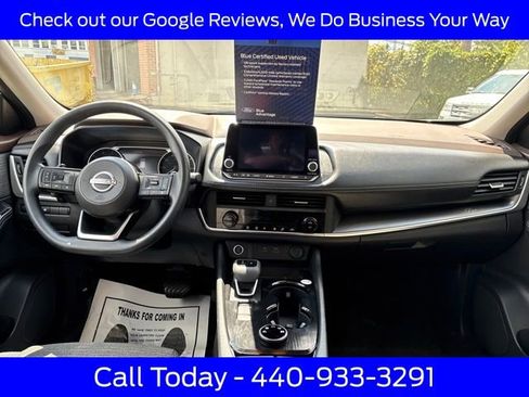 Used 2023 Nissan Rogue SV image 15