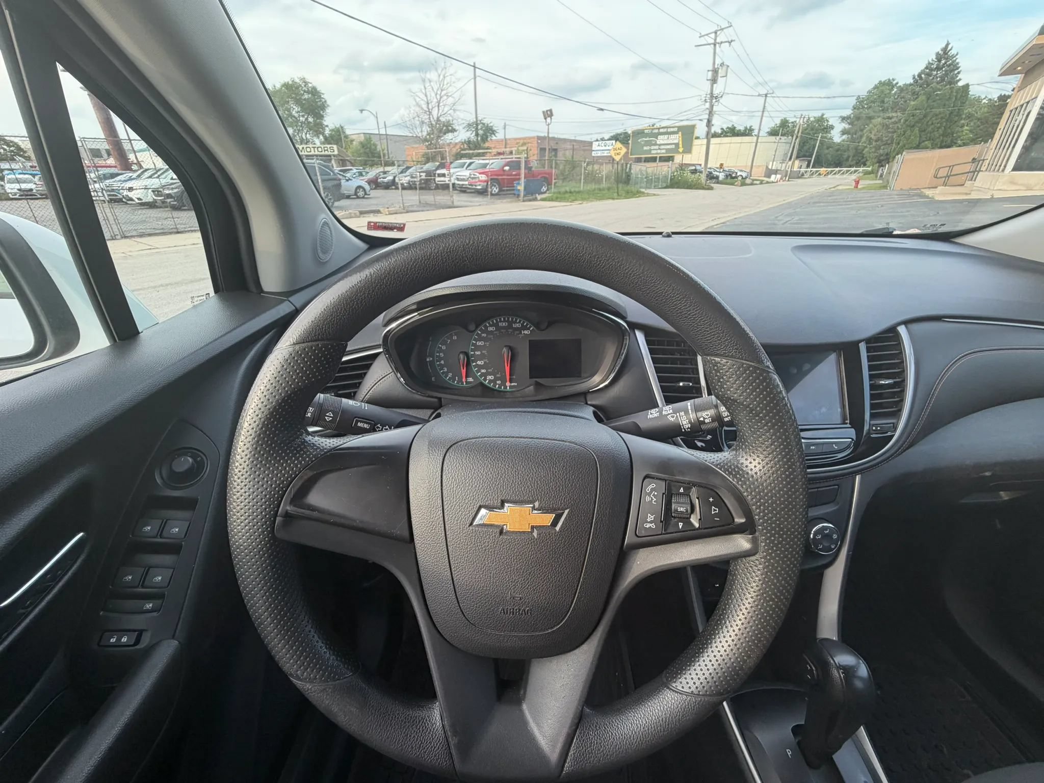 Used 2018 Chevrolet Trax LS AWD/4WD image 9