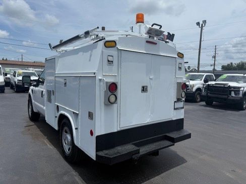 Used 2008 Ford F350 XL image 8