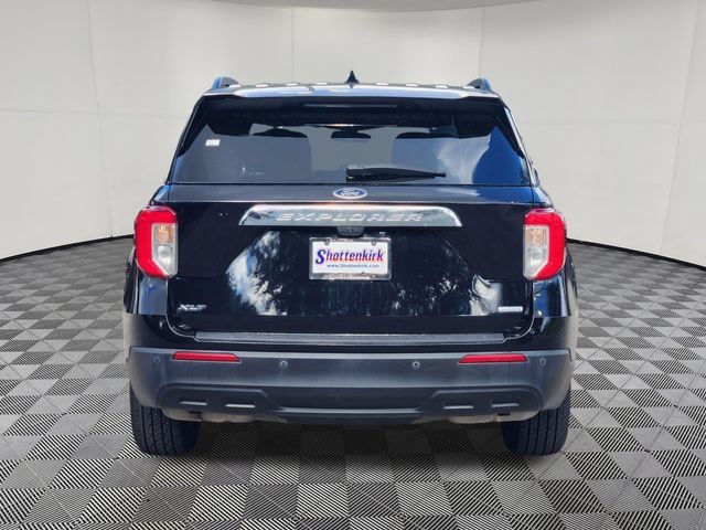 Used 2020 Ford Explorer XLT RWD image 7