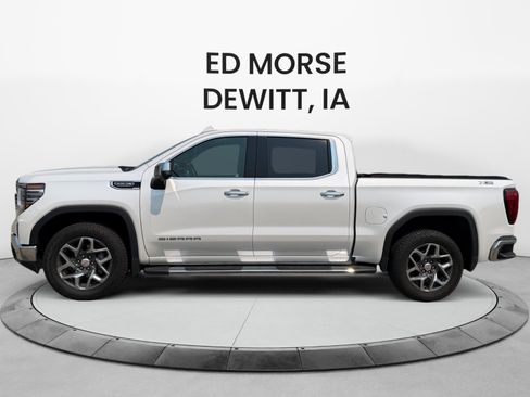 Used 2024 GMC Sierra 1500 SLT w/ SLT Convenience Package AWD/4WD image 2