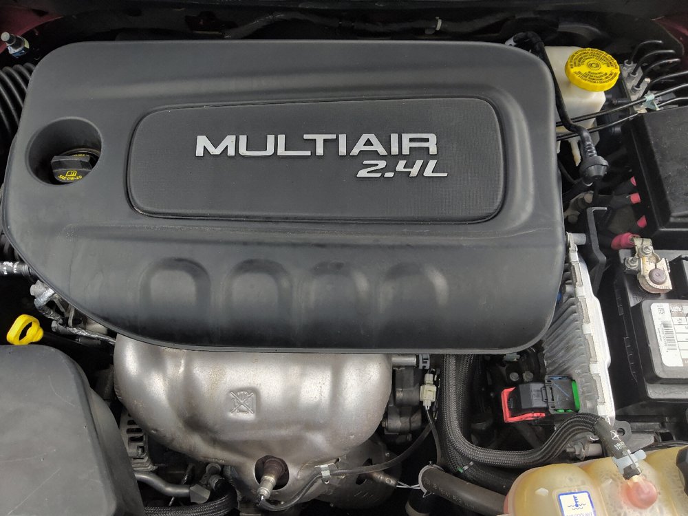 Used 2019 Jeep Cherokee Latitude w/ Popular Appearance Group FWD image 30