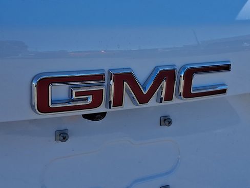 New 2026 GMC Terrain Elevation w/ Technology Package II image 12
