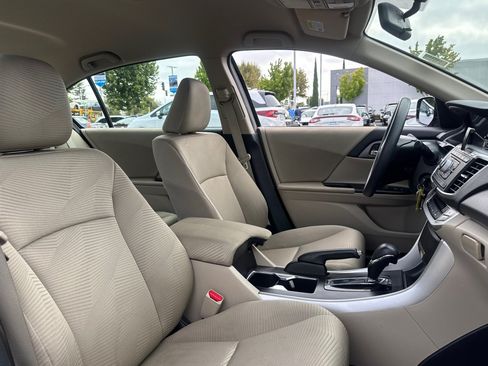 Used 2014 Honda Accord LX image 25