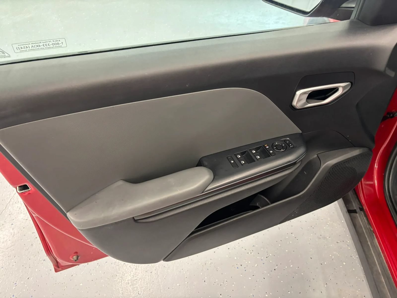 Used 2025 Kia K4 FWD image 38