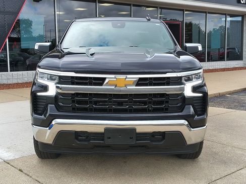 Used 2023 Chevrolet Silverado 1500 LT AWD/4WD image 13