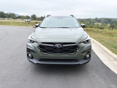 Certified 2024 Subaru Crosstrek 2.5i Limited AWD/4WD image 2