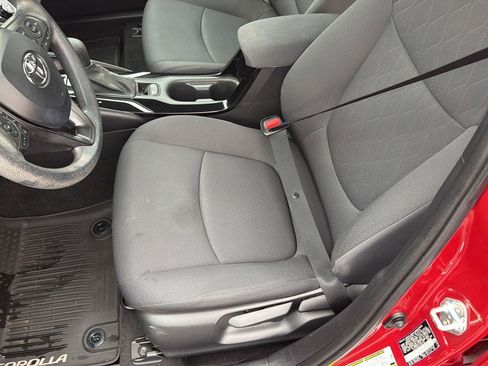 Used 2020 Toyota Corolla LE FWD image 28