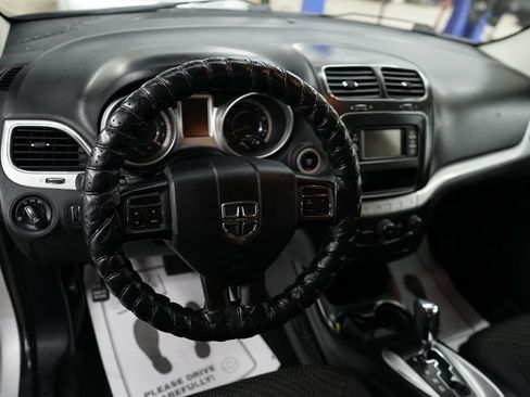 Used 2014 Dodge Journey SXT w/ Flexible Seating Group AWD/4WD image 18