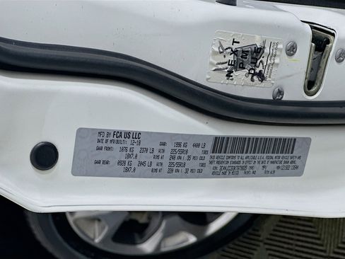 Used 2019 Jeep Compass Limited image 12