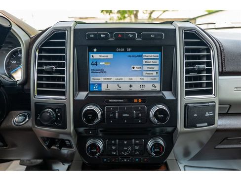 Used 2017 Ford F250 King Ranch w/ Chrome Package AWD/4WD image 23