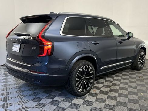 New 2026 Volvo XC90 B6 Plus w/ Protection Package Premier image 8