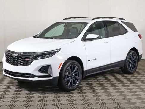 Used 2024 Chevrolet Equinox RS AWD/4WD image 8