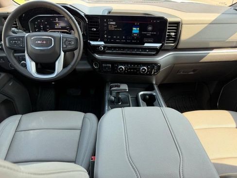 Used 2025 GMC Sierra 1500 SLT w/ SLT Premium Plus Package AWD/4WD image 8